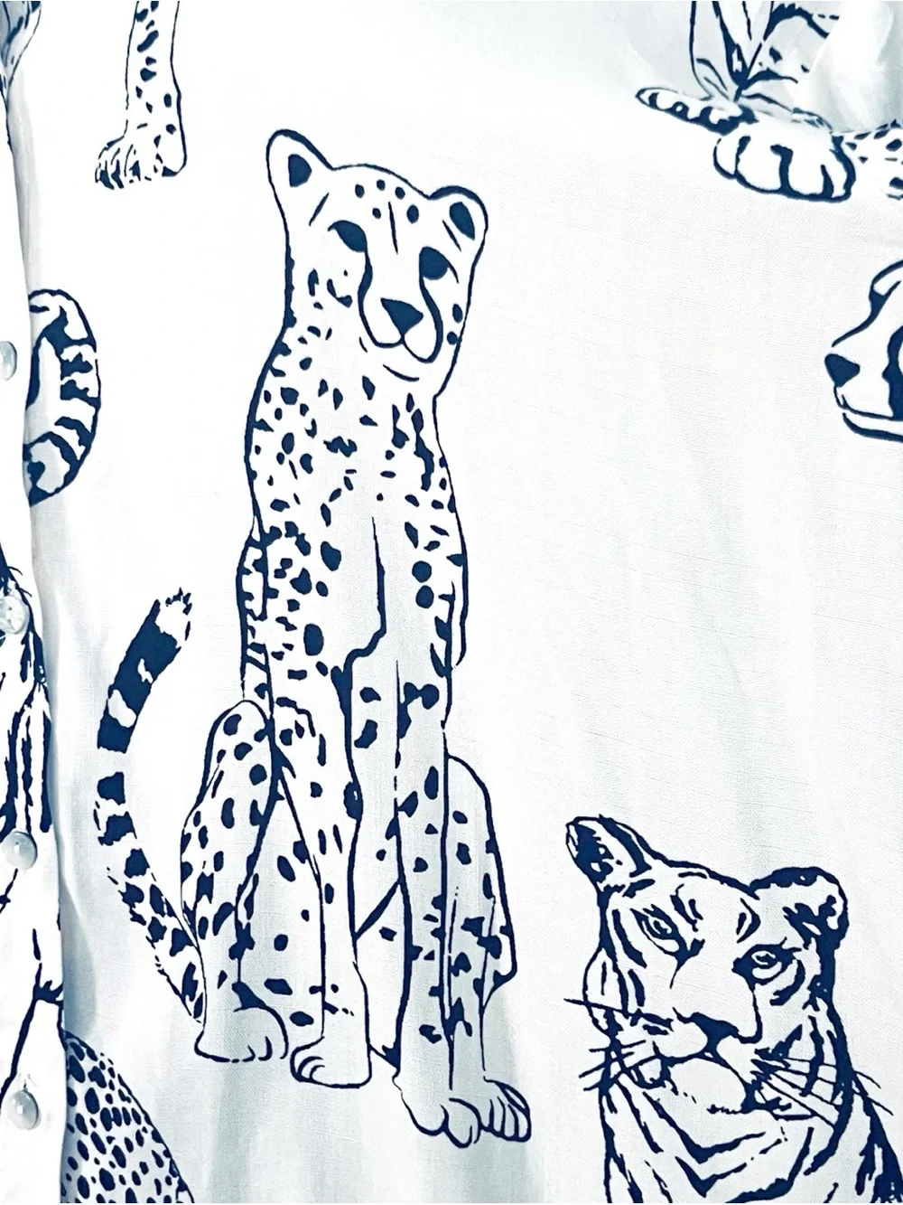 Big Cat Jungle Cat Graphic Print Button Down Shirt White + Black SZ M - Picture 5 of 10